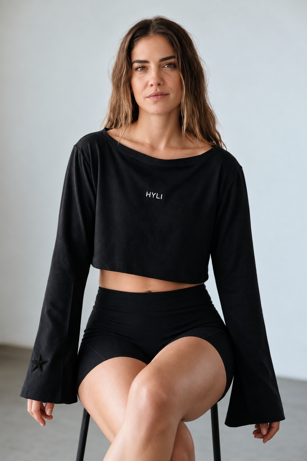 HYLI Vision Crop Long Sleeve